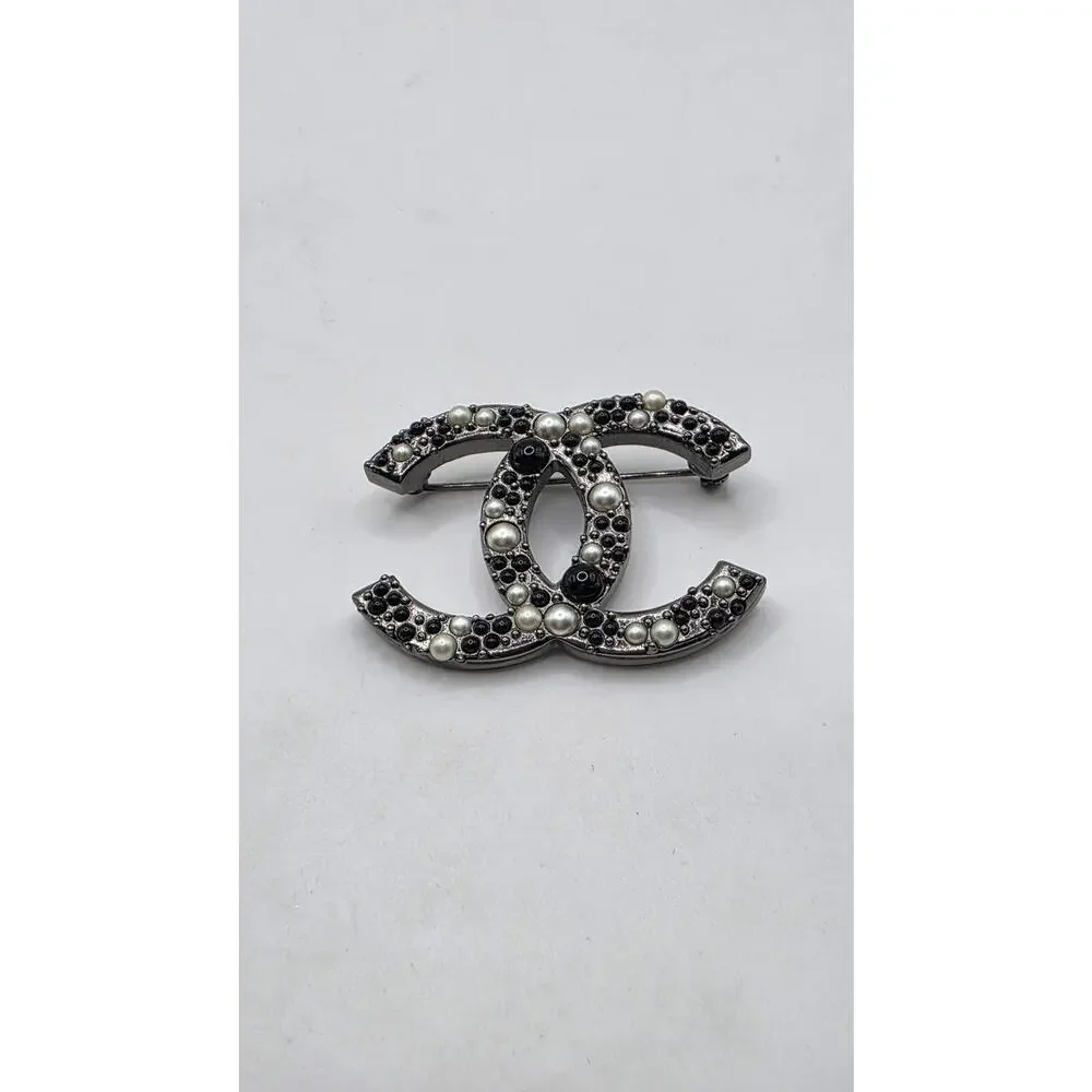 Chanel Silver-tone Faux Pearl Resin Interlocking CC Pin Brooch